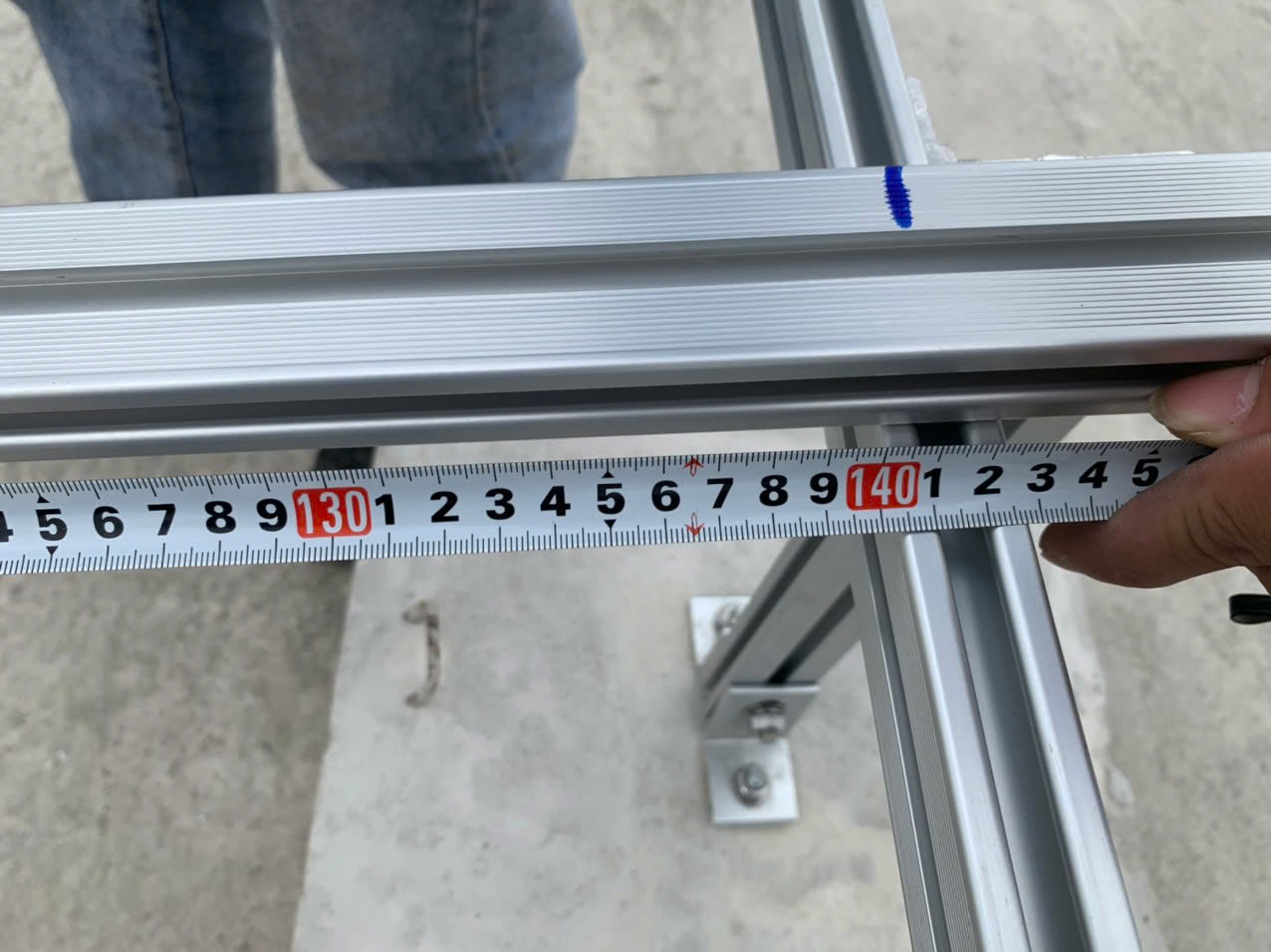 Kiểm tra lắp đặt rail đúng vị trí